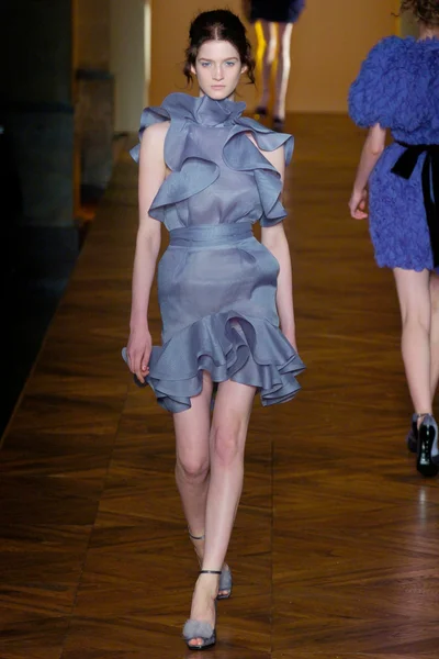 Look 34